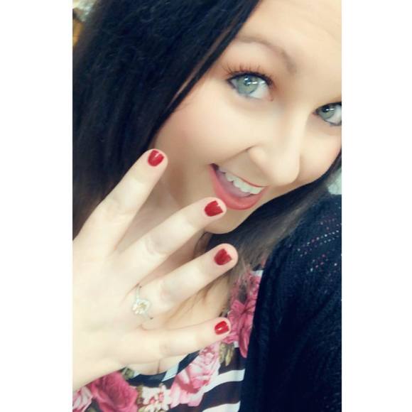 Meet your Posher, Kalicia - Picture 1 of 1